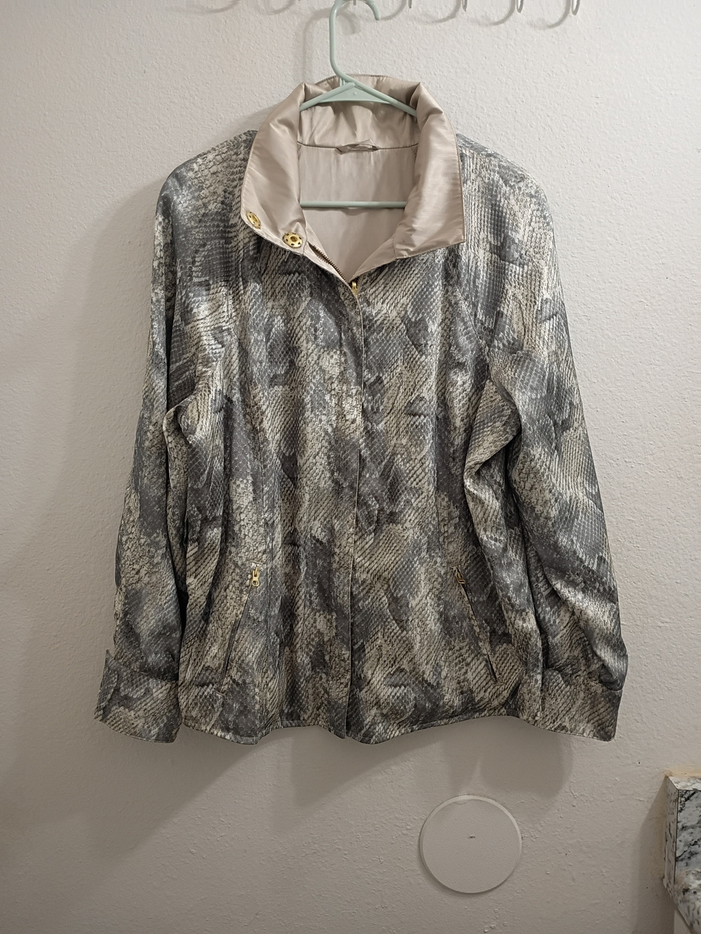 Chico's Zenergy Reversible Snakeskin Satin Full-Zip Jacket